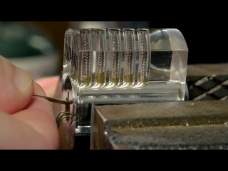 how to open a lock with hairpins
